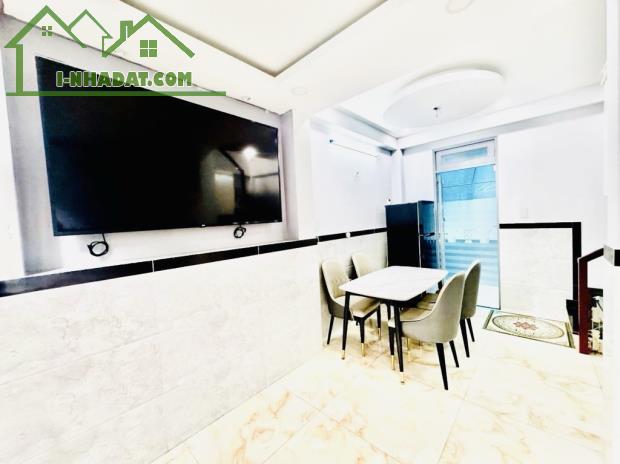 Siêu phẩm lên sóng, ngay P14, Phạm Văn Chiêu, 5 tầng, hẻm xe hơi 5,7 tỷ - 3