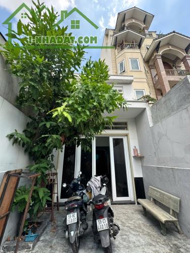 BÁN NHÀ MẶT TIỀN Tây Sơn, Tân Phú 2 tầng 115m2 (4,1x28). Nhà đẹp ở ngay. Giá chỉ 8,9 tỷ.