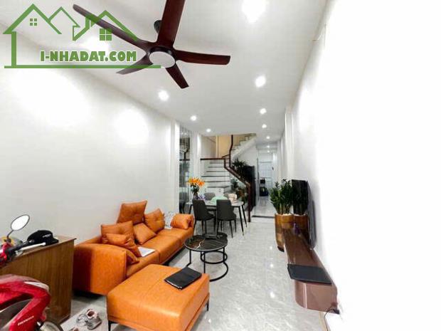 (BÁN SIÊU PHẨM THẠCH BÀN - LONG BIÊN - THANG MÁY - ĐỪƠNG ÔTÔ TRÁNH - ĐA DẠNG TIỆN ÍCH - - 3