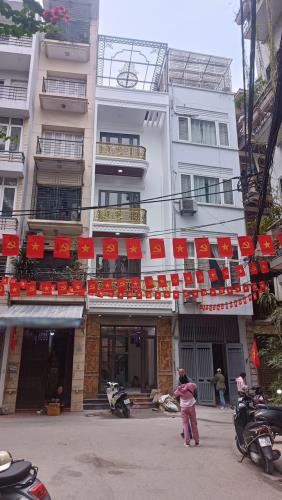 MẶT NGÕ HỒNG HÀ - 20M RA PHỐ - PHÂN LÔ ÔTÔ TRÁNH, KINH DOANH ĐỈNH - GIÁ 15.5 TỶ