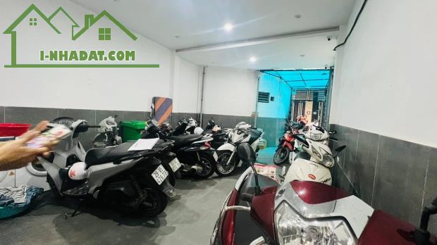 TÒA CCMN MẶT NGÕ PHÁO ĐÀI LÁNG 9 PHÒNG KHÉP KÍN, DOANH THU 50TR/THÁNG GIÁ 12 TỶ