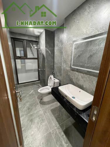 Bán Nhà Phố Hoàng Cầu - 45m x 7 Tầng Thang Máy - Ô Tô Đỗ Cửa - Giá 15,3 tỷ - 4
