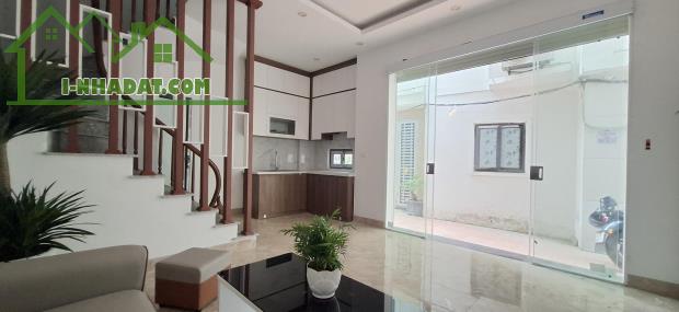 Nhà Vĩnh Hưng 30m 5 tầng, ô tô đỗ sát.3 BƯỚC RA Ô TÔ MẶT PHỐ, NỘI THẤT XỊN - 1