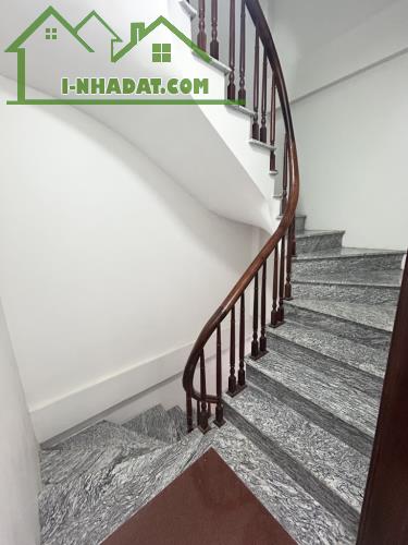 NHÀ 5 TẦNG – PHỐ TRẦN CUNG – GẦN PHỐ, NHIỀU TIỆN ÍCH - GIÁ 7,3 TỶ - 3