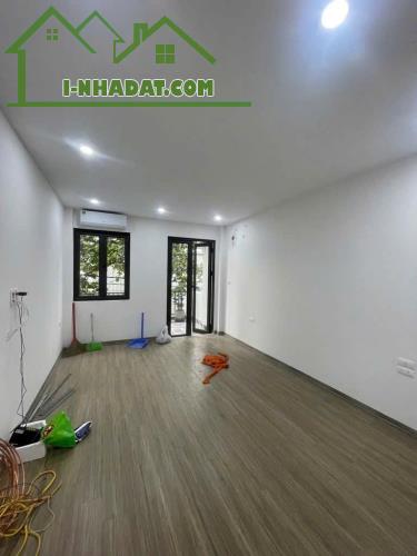 Nhà Đẹp- Giá tốt CHÍNH CHỦ CẦN BÁN NHANH NHÀ mới xây tại quận Long Biên, Tp Hà Nội - 1