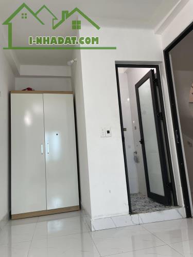 Cho thuê căn hộ ngõ 214 Nguyễn Xiển, Thanh Xuân, tầng 4 giá 3tr2