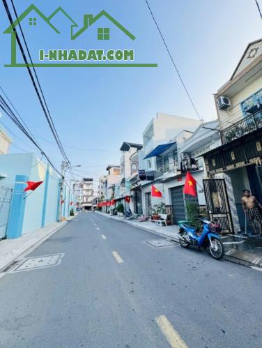 BÁN NHÀ P6 Q8 - đường BÙI MINH TRỰC vị trí VIP 👉Giá 10,8 Tỷ