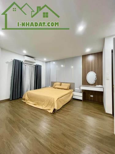 HÀNG HIẾM PHÁO ĐÀI LÁNG-ĐỐNG ĐA-34M-5 TẦNG-NGÕ KINH DOANH-VÀI BƯỚC RA PHỐ-7,2 TỶ - 2