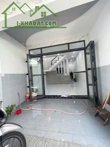 Bán nhà 1 trệt 1 lầu mới tinh, P. Quang Vinh, gần chợ Biên Hoà, chỉ 2ty550 - 1
