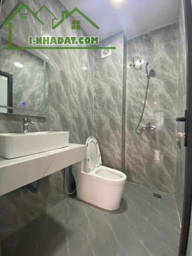 THẠCH BÀN, CỔ LINH - 5 TẦNG MỚI -NGÕ NÔNG - VÀI BƯỚC RA Ô TÔ TRÁNH - 5