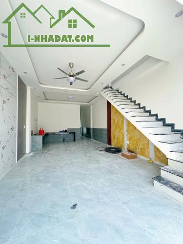 BÁN NHÀ LẦU SHR CHỈ 600TR NHẬN NHÀ CÁCH BỬU LONG 7 PHÚT DI CHUYỂN - 1
