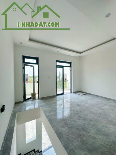 BÁN NHÀ LẦU SHR CHỈ 600TR NHẬN NHÀ CÁCH BỬU LONG 7 PHÚT DI CHUYỂN - 3