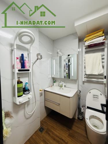 Đẳng cấp thượng lưu- full nội thất xịn- thang máy- cách ô tô 5m –Thanh Nhàn –11 tỷ 9 - 2