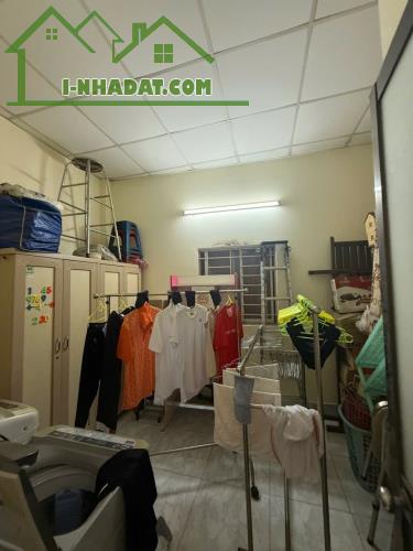 TỈNH LỘ 10 SÁT TÊN LỬA BÌNH TÂN --42M2--2 TẦNG --GIÁ:3.68 TỶ (TL) - 2