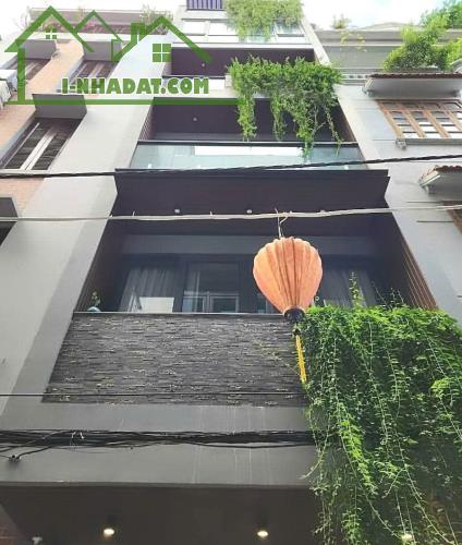 BÁN NHÀ VÕ CHÍ CÔNG, PHÂN LÔ, ÔTÔ ĐỖ CỬA, 2 PHÚT RA HỒ TÂY, 52M2 GIÁ NHỈNH 13 TỶ