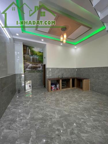 Nhà sổ riêng sát chợ Hóa An 3 tỷ/79 m2/1 lầu 1 trệt - 3