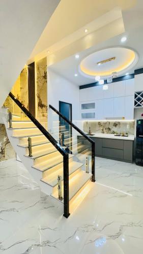 Bán nhà 3 tầng siêu đẹp phố Hai Bà Trưng - 2