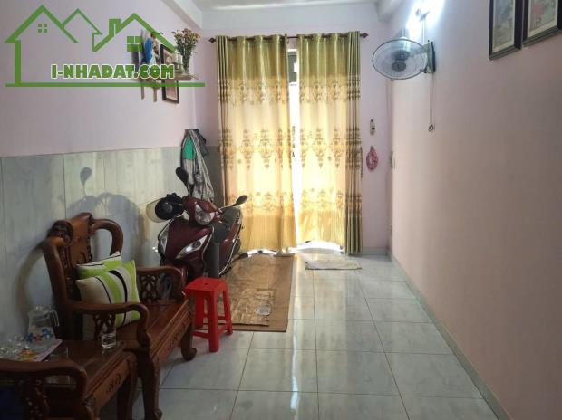 Nhà Mới ở ngay, Tăng Nhơn Phú B, Quận 9, Dt 40m2( 3 x 13 ), 2 tầng, chỉ 2.5ty - 3
