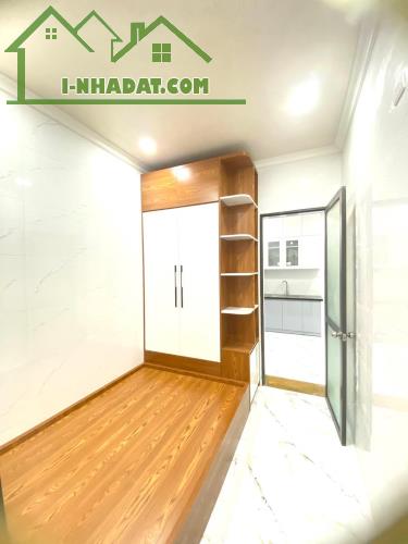 Tập thể tầng 1 Kim Mã - Ba Đình - 58m - 2 ngủ - nhà đẹp - kinh doanh - gần phố. - 1