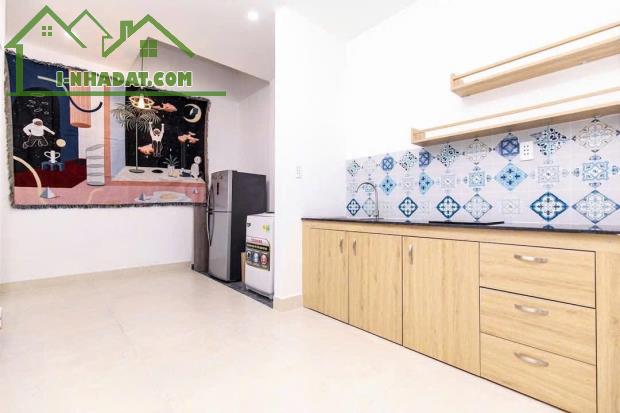 PHÚ NHUẬN👉 BÁN CHDV DOANH THU HƠN 70tr/thag, 5tầng 100M2 Ngang 5m 👉 CHỈ 13,5 Tỷ - 2