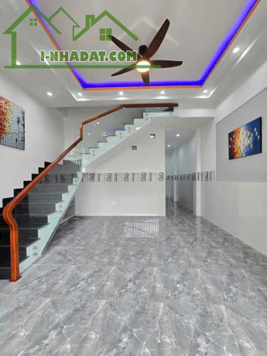 MẶT TIỀN NÚI THÀNH 3 TẦNG GẦN XÔ VIẾT NGHỆ TĨNH
