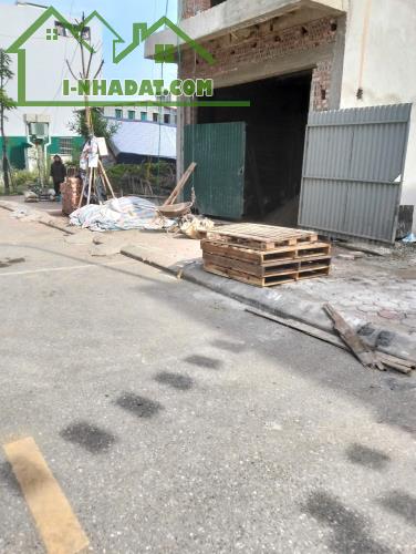 Bán đất TĐC Thạch Bàn-Nguyễn Thời Trung,siêu hiếm phân lô, vỉa hè, ô tô tránh, KD 58m2