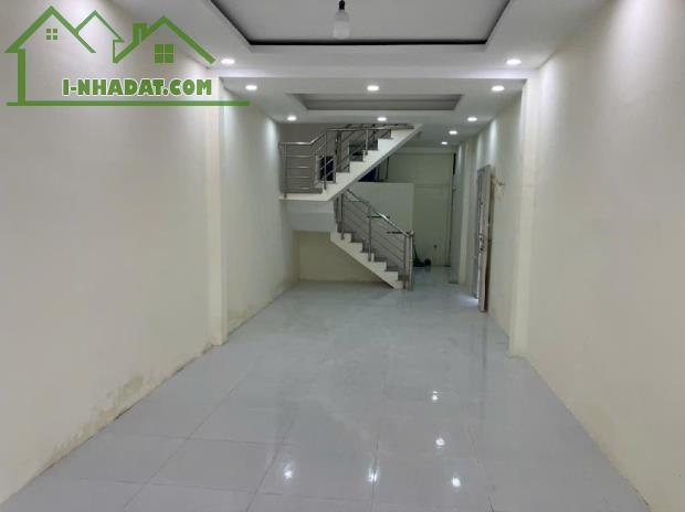 HIẾM, MẶT TIỀN KINH DOANH ĐƯỜNG RẠCH CÁT, P15Q8 DT 60M2, 2 TẦNG CHỈ 4.9 TỶ.