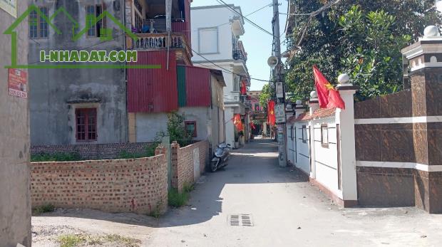 Bán dất Thanh Khương, Bắc Ninh. 60m2 * mt 4,5m * 2,95 tỷ. lô góc, ô tô 7 chỗ vào đất. - 1