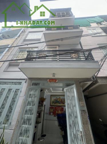 QUẬN 8 - NHÀ 3 TẦNG ĐẸP - TẶNG FULL NỘI THẤT - HẺM 3 GÁC SẠCH ĐẸP HIẾM  THẤY - GIÁ CHỈ