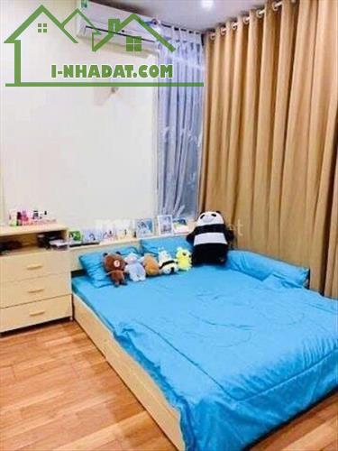 Bán nhà riêng phố Hai Bà Trưng - Cách phố 10m - Diện tích 30m2 - Giá 7,3 tỷ - 1