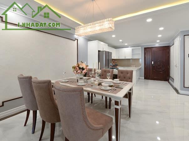 NHƯỢNG CĂN HỘ 104M4 2PN TẠI DỰ ÁN D
