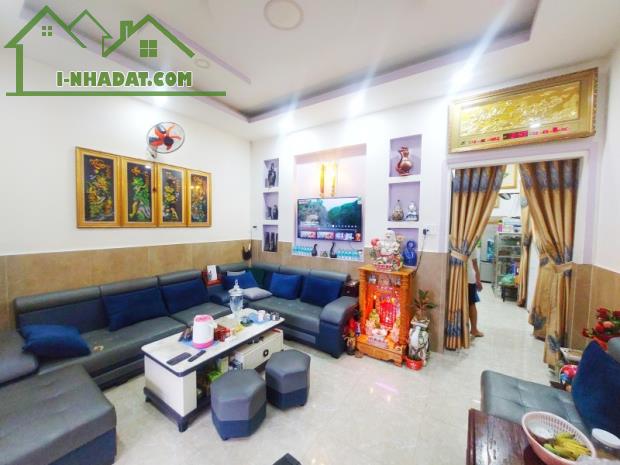Bán nhà 1 Trệt 1 Lầu 113m ngang KHỦNG 9m Phường zíp Bình Thọ,gần Vincom Thủ Đức