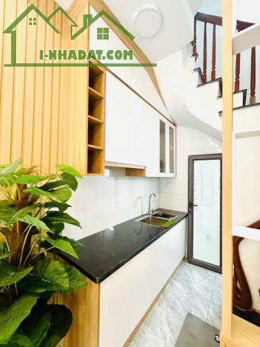 Cần Bán Nhà Lĩnh Nam 25m 3 Tầng 2 Ngủ Full Nội Thất Giá 2.88 Tỷ Nhà Chưa Sổ - 1