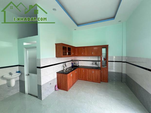 Bán nhà đã hoàn công 5x42m xã Đức Hòa Thượng, Đức Hòa, Long An giá chỉ 1.7 tỷ đường xe hơi - 4