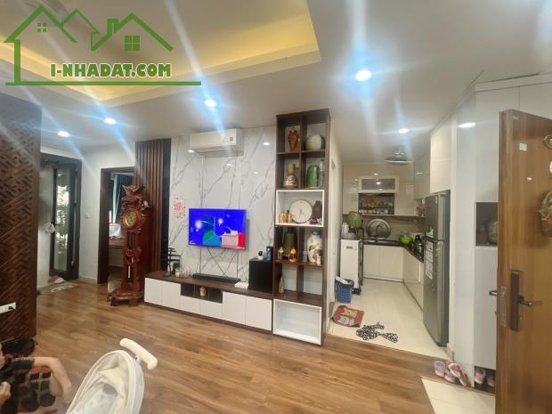(Tin thật 100%) CH 65m2 x 2PN có lốt ô tô tại FLC Đại Mỗ - Ban công hướng Đông - Nội thất