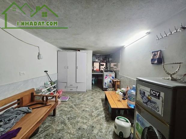 HÀNG HIẾM , BA ĐÌNH, OTO 2 MẶT NGÕ RỘNG, KINH DOANH , GẦN PHỐ  Vị trí trung tâm ba đình 2 - 3