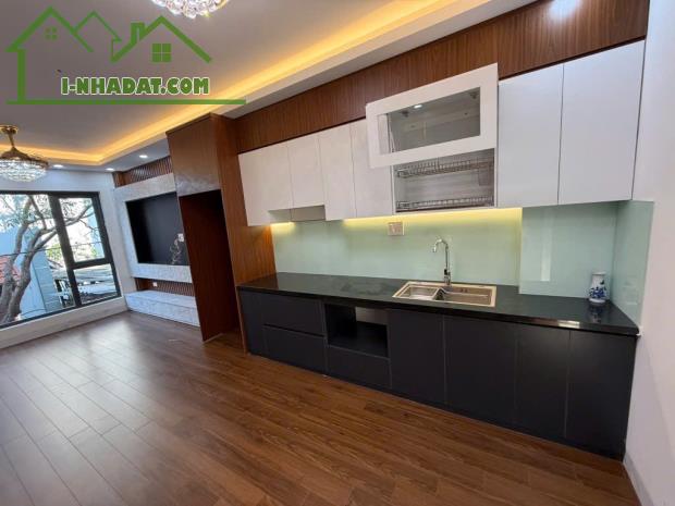 MỘT CĂN DUY NHẤT - HÀNG XÓM KĐT VIỆT HƯNG - 45M2 - 5 TẦNG - THANG MÁY - FULL NỘI THẤT - Ô - 1