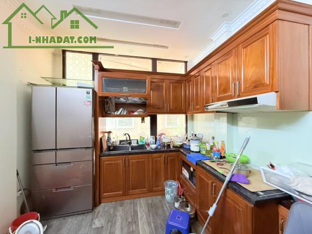 7,7 TỶ GIỜ CẦN T.IỀN B.ÁN NHANH 6,65 TY  NH.À MẶT NGÕ KINH DOANH - GIẢI PHÓNG THÔNG LÊ THA - 4