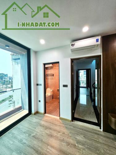 Bán nhà, văn phòng 5T lô góc,đường ô tô Ngọc Thuỵ DT65m .19,8 tỷ - 3