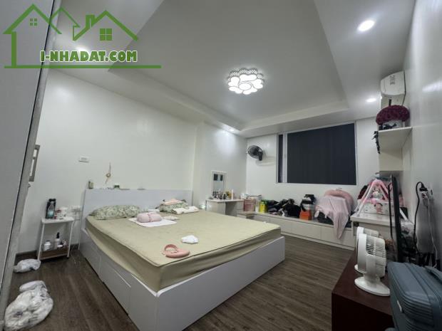 (Tin thật 100%) CH 153m2 x 3PN có lốt ô tô tại FLC Landmark Tower - Nội thất 500 triệu - - 2