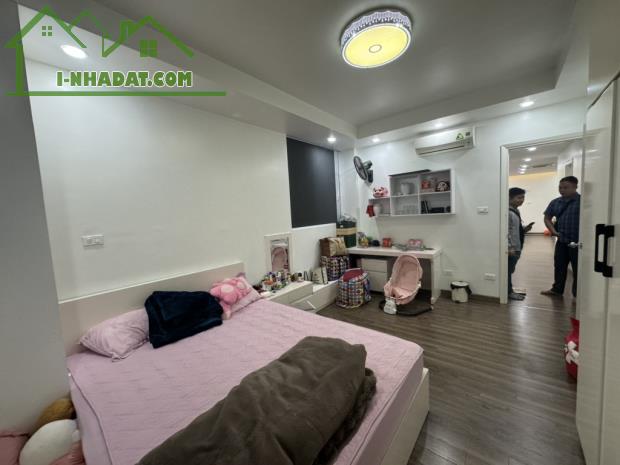(Tin thật 100%) CH 153m2 x 3PN có lốt ô tô tại FLC Landmark Tower - Nội thất 500 triệu - - 3