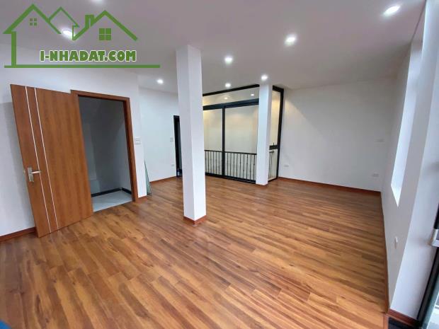NHÀ MỚI ĐẸP TRÍCH SÀI TÂY HỒ 90M2 - SÁT HỒ - YÊN TĨNH CHỈ 13 TỶ - 3