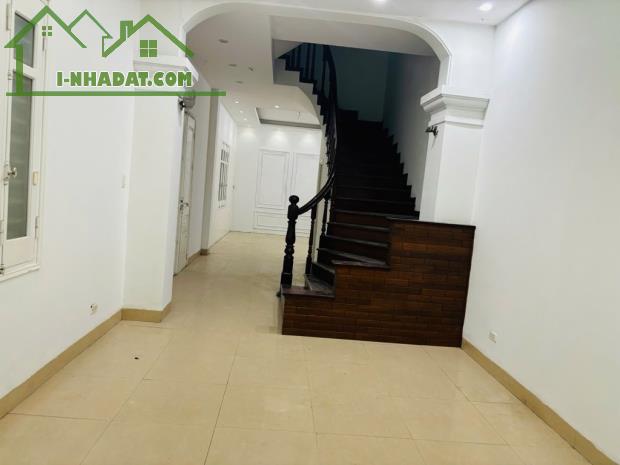 Lô góc ô tô tránh kinh doanh Khu Đầm Trấu, Bạch Đằng Hai Bà Trưng 55m2 x 5 tầng