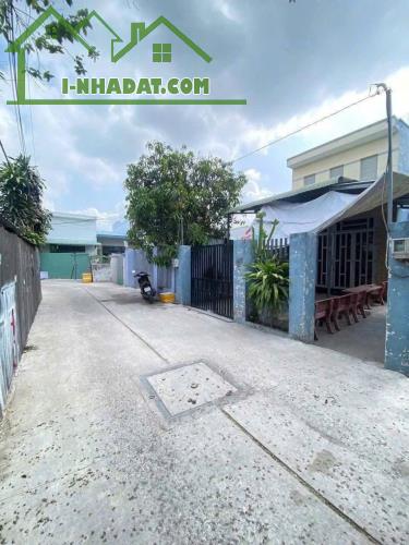 BÁN NHÀ MẶT TIỀN - ĐƯỜNG BÊ TÔNG 5M - THỊ TRẤN HÓC MÔN - GIÁ CHỈ 4,9 TỶ (THƯƠNG LƯỢNG)
