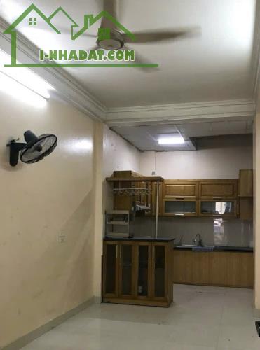 NHÀ PHÂN LÔ – 55m² – 4 TẦNG – CHỦ TỰ XÂY – HAI MẶT THOÁNG VỈA HÈ – Ô TÔ 46 CHỖ ĐỖ CỬA - 2