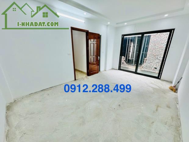 BÁN NHÀ HỒNG MAI - HAI BÀ TRƯNG - 33M - 7,9 TỶ - 5,5M MẶT TIỀN – 30M RA PHỐ - 2