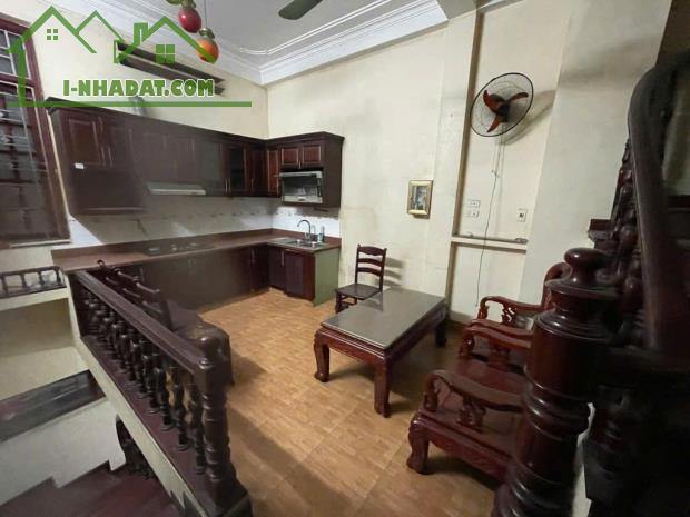 NHÀ HOA BẰNG, CẦU GIẤY, GẦN PHỐ, LÔ GÓC, Ô TÔ, KINH DOANH, CHỈ 15 TỶ - 2