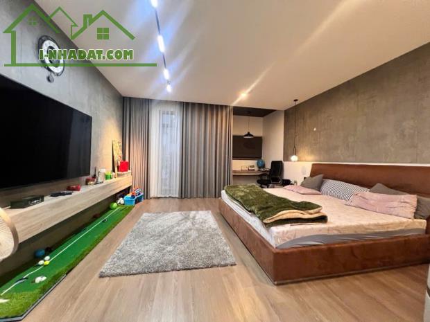 Sát lô góc phố Hoàng Đôn Hoà Hà Cầu, 45m 5 tầng kinh doanh. Giá chào 15 tỷ hơn - 1