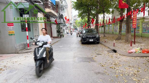 NHỈNH 6 TỶ, SÓT LẠI MẢNH ĐẤT VÀNG PHỐ NGỌC LÂM 45M, 2 MẶT NGÕ, SÁT PHỐ,AN SINH TUYỆT VỜI