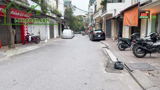 NHỈNH 6 TỶ, SÓT LẠI MẢNH ĐẤT VÀNG PHỐ NGỌC LÂM 45M, 2 MẶT NGÕ, SÁT PHỐ,AN SINH TUYỆT VỜI - 1